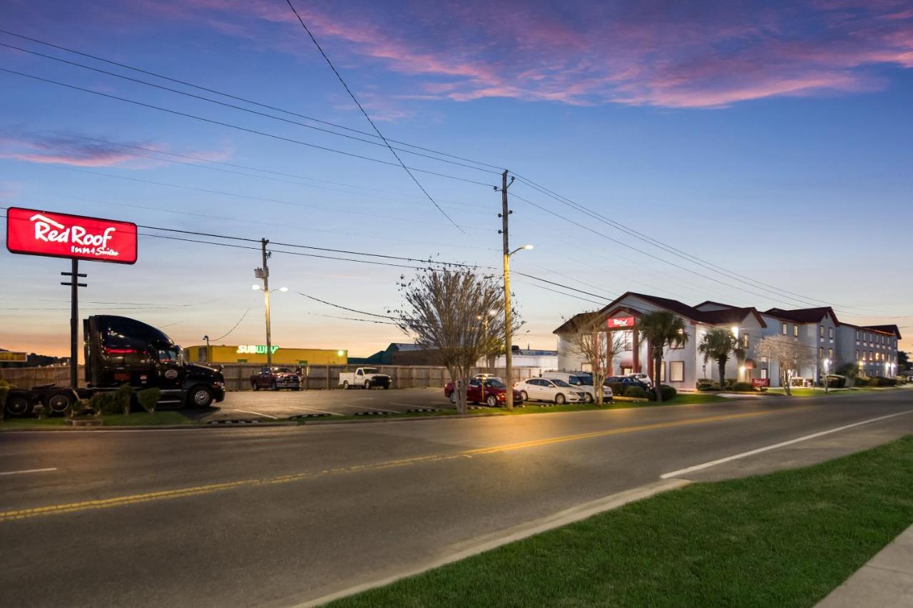 Red Roof Inn & Suites Pensacola-Nas Corry Beach Haven Екстериор снимка